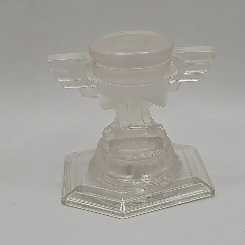 Disney Infinity - Cars - Crystal Piston Cup & Portal Base - Collectible